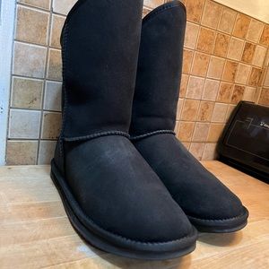 AUSTRALIA LUXE Black Suede Shearling COSY SHORT Sheepskin Boots Size 9 MIB